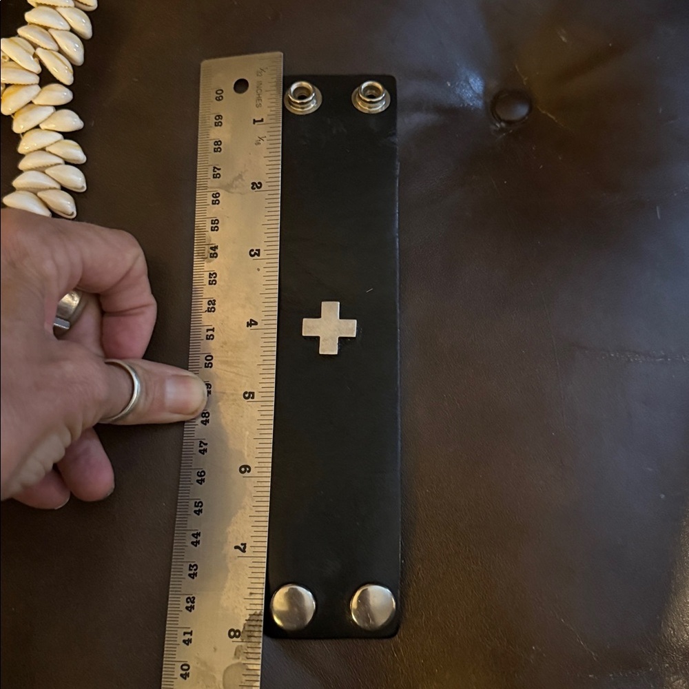 Sterling silver cross on a Black Leather cuff Bracelet with Silver snaps - Picture 5 of 8